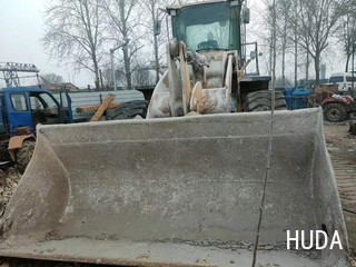 LOVOL Heavy Industry FL956H Loader - 3