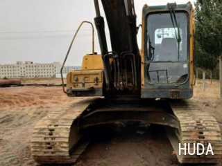 Volvo EC210B Excavator - 5